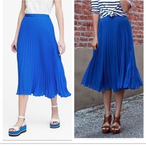Banana Republic Blue Pleated Skirt